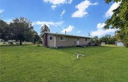 5555 Kinnamon Road, Odessa, MO 64076