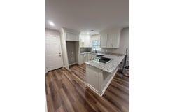 211 S CENTER DRIVE, West Memphis, AR 72301