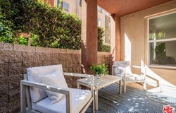 6020 Seabluff Dr, Playa Vista, CA 90094