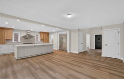 2121 Valley View Drive, Rocky River, OH 44116