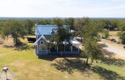 201 Cherylton Dr, Red Rock, TX 78662
