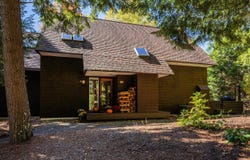 81 Pond View Road, Winhall, VT 05340
