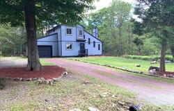 9554 Jasmine Drive, Tobyhanna, PA 18466