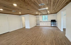 106 Caddo, Smithville, TX 78957