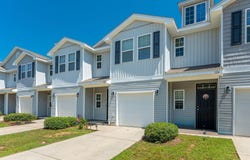 124 E Iron Horse Drive, Crestview, FL 32539