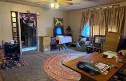 623 W 2nd Street, St Elmo, IL 62458