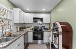 2610 7th Street, Cuyahoga Falls, OH 44221
