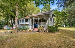 2564 N Huebner Rd, Summit, WI 53066
