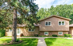 39152 N West End Drive, Spring Grove, IL 60081