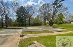 1202 E 12th, Texarkana, AR 71854