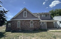 912 7th St., Springfield, SD 57062