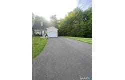 28 Deer Run Trail, Manchester, CT 06042