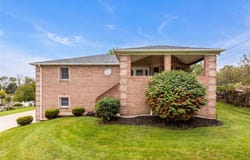 902 Central Drive, New Eagle, PA 15067