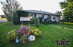 586 S Day St, Powell, WY 82435