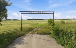 2519 Hwy 7, Chilton, TX 76632