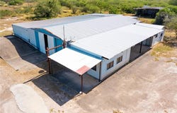 1055 S Smith Avenue, Hebbronville, TX 78361