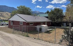 104 Travertine St, Gardiner, MT 59030