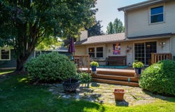 2728 Stonebridge Dr, Racine, WI 53404