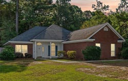 28582 Canterbury Road, Daphne, AL 36526
