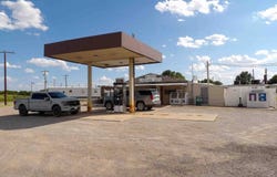 245971 E CR 620, Canton, OK 73724