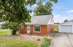 9815 S 300 W, Pendleton, IN 46064