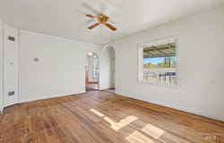 1102 E Denver St., Caldwell, ID 83605
