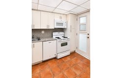 240 Galen Dr, Key Biscayne, FL 33149