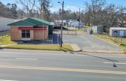 145 E Texas Ave, Waskom, TX 75692