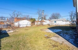 18327 E 13 MILE Road, Fraser, MI 48026