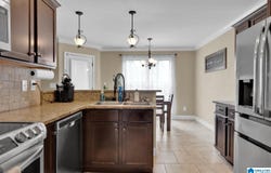 27 COUNTY ROAD 1062, CLANTON, AL 35045