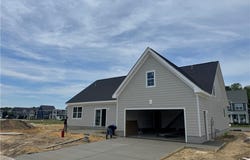2207 Hampton Roads Parkway, Chesapeake, VA 23321