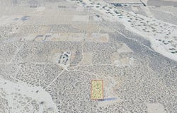E Ave R-10, Littlerock, CA 93543