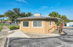 811 S BAY Street, EUSTIS, FL 32726