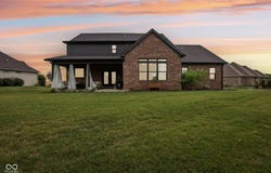 134 Lakeside Drive, Pittsboro, IN 46167
