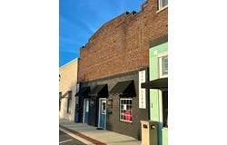107 E Court Square, Livingston, TN 38570