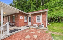 162 Cherokee Rd., NORTHFORK, WV 24868