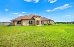 930 Inka Rd, Salado, TX 76571