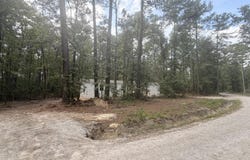 911 Poling Lane, Round O, SC 29474