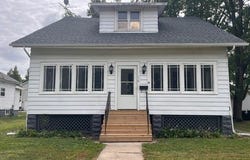 115 E Logan, Arthur, IL 61911
