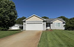 3835 Hare Lane, Dorr, MI 49323