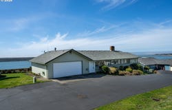 14580 HARBORVIEW Dr, RockawayBeach, OR 97136