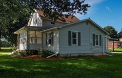 404 East Street, IL 61277-1313