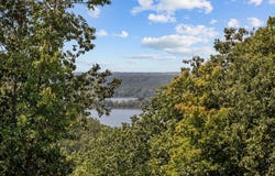 90 Float Dr, Waverly, TN 37185