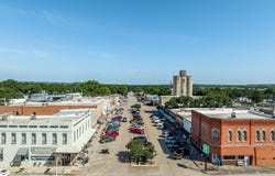 114 N Avenue D, Clifton, TX 76634