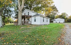 5456 State Road, Leslie, MI 49251