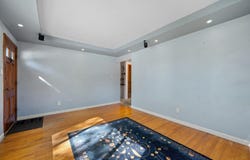 9020 W Vincent Pl, West Allis, WI 53214