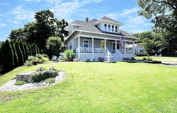 29 Lafayette Avenue, Buzzards Bay, MA 02532