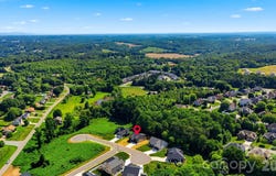 1917 Skyfall Lane, Hickory, NC 28602