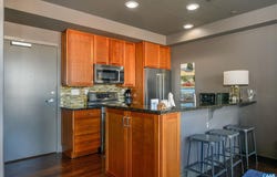 200 GARRETT ST, CHARLOTTESVILLE, VA 22902