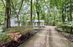 2181 Woodlawn Circle, Stow, OH 44224
